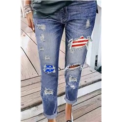 Голубые рваные винтажные джинсы с заплатками в цветах американского флага