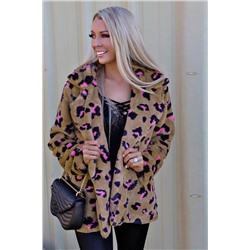 Бежевое плюшевое пальто с розовым леопардовым принтом