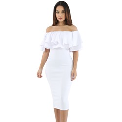 Белое бандажное платье с открытыми плечами и воланами
