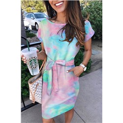Разноцветное трикотажное платье с поясом с красочным принтом
