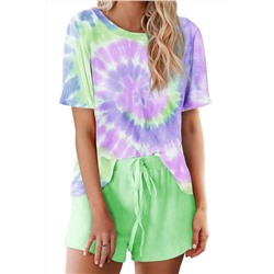Зеленый пижамный комплект с фиолетовым принтом: футболка + шорты