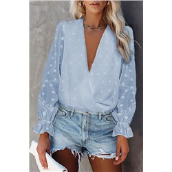 Голубая блуза в горошек с V-образным вырезом с запахом