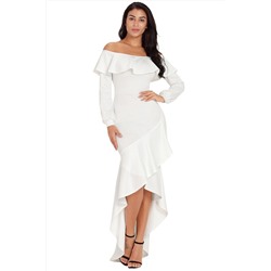 Белое платье-русалка с длинными рукавами и асимметричной юбкой